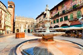 Verona Piazza delle Erbe